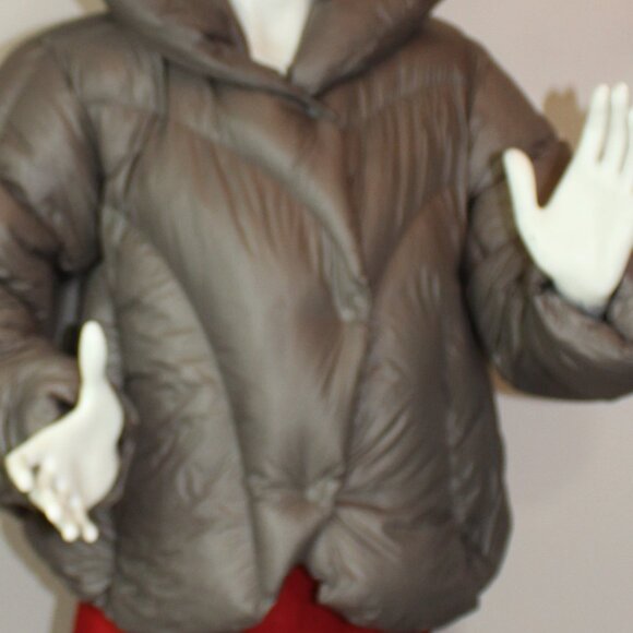 JNBY hoodie down light wear brown oversize puffer jacket size XS/Small - Picture 7 of 7